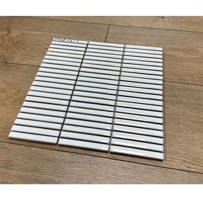 Picture of White Gloss Finger Mosaic FTDF12-1